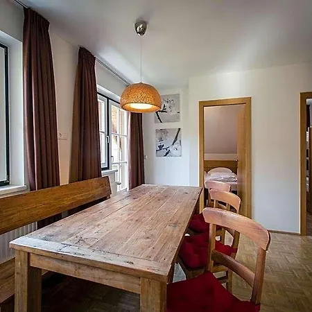 Hotel With Balcony Predlitz-Turrach
